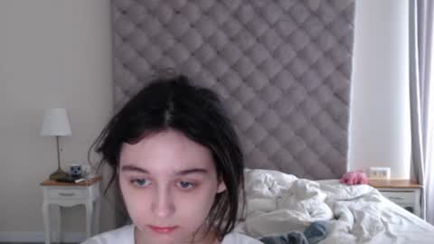 Lilia online show from May 27, 2026, 8:44 am