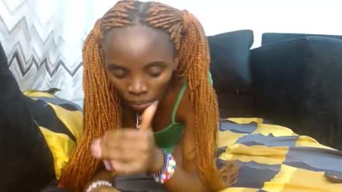 cute_lorna online show from March 11, 2026, 12:16 am