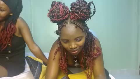 cute_lorna online show from April 2, 2026, 2:04 pm