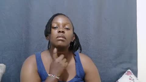 Snapshot of cute_lyn6 chatting on June 18, 2026, 11:53 pm cute_lyn6 online show from June 18, 2026, 11:53 pm