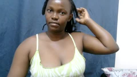 Snapshot of cute_lyn6 chatting on June 29, 2026, 2:18 am cute_lyn6 online show from June 29, 2026, 2:18 am