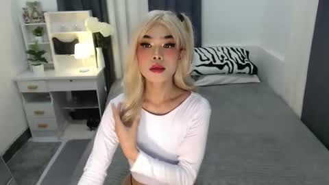 Snapshot of cute_maloi chatting on November 4, 2025, 6:56 am Jane online show from November 4, 2025, 6:56 am