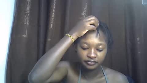 cute_melissa1 online show from April 10, 2026, 8:35 pm