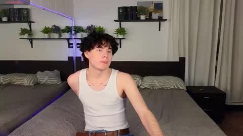 Snapshot of cute_mikex chatting on January 14, 2026, 4:45 pm Mike online show from January 14, 2026, 4:45 pm