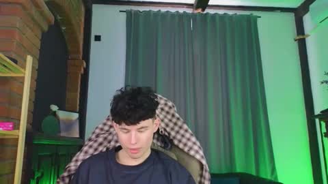 Snapshot of cute_mikex chatting on February 25, 2026, 8:46 am Mike online show from February 25, 2026, 8:46 am