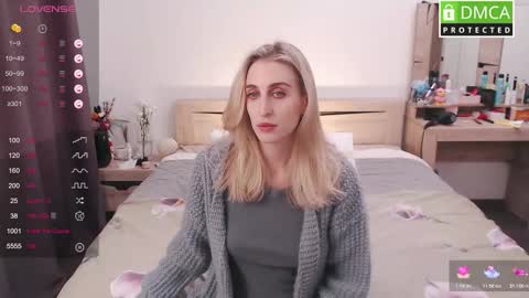 Snapshot of cute_milana chatting on January 10, 2026, 1:35 pm Milana online show from January 10, 2026, 1:35 pm