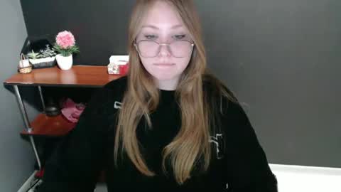 Veronica online show from December 9, 2024, 10:54 am