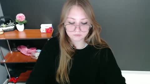 Veronica online show from December 12, 2024, 10:45 am