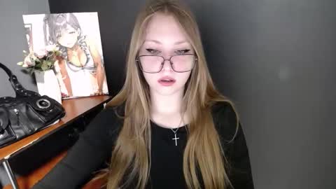 Veronica online show from May 26, 2026, 6:42 am