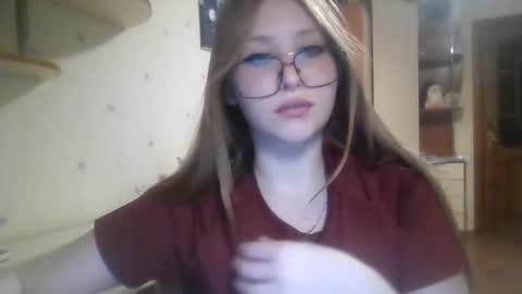 Veronica online show from May 30, 2026, 7:44 pm