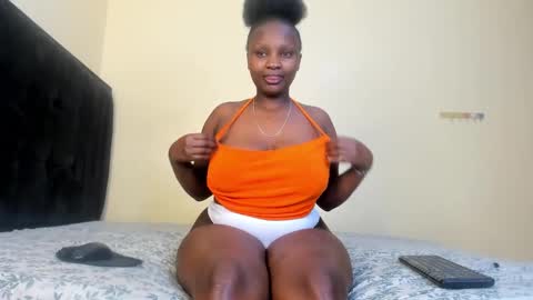 cute n nasty online show from December 4, 2024, 3:32 pm