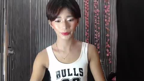 FIONA online show from November 6, 2025, 10:27 am