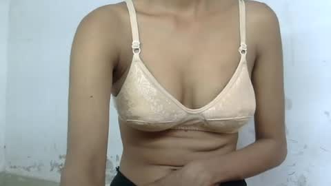 Snapshot of cute_ruhii chatting on June 29, 2026, 3:35 am ruhi online show from June 29, 2026, 3:35 am