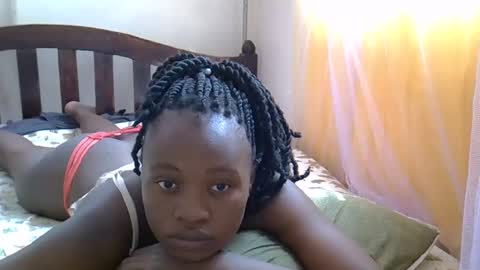 cute_savanna online show from February 15, 2025, 8:22 am