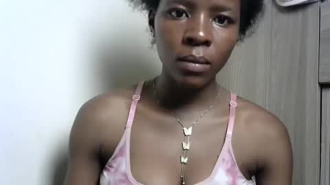 Snapshot of cute_sexy3 chatting on January 20, 2025, 5:06 pm SHARON online show from January 20, 2025, 5:06 pm