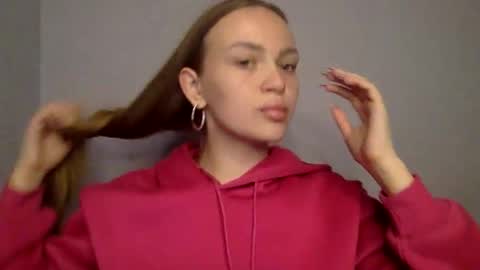 Snapshot of cute_shy06 chatting on December 2, 2025, 6:25 pm cute_shy06 online show from December 2, 2025, 6:25 pm