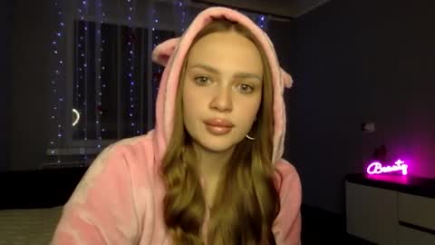 Snapshot of cute_shy06 chatting on December 15, 2025, 8:24 pm cute_shy06 online show from December 15, 2025, 8:24 pm