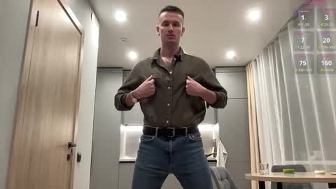 cute_skywalker online show from October 21, 2025, 3:18 am