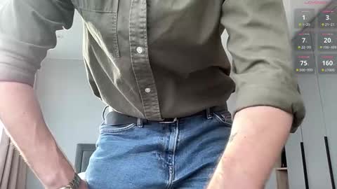 cute_skywalker online show from October 31, 2025, 11:00 am