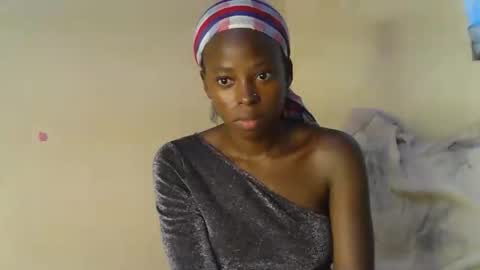 cute_sonny online show from November 23, 2025, 12:49 pm