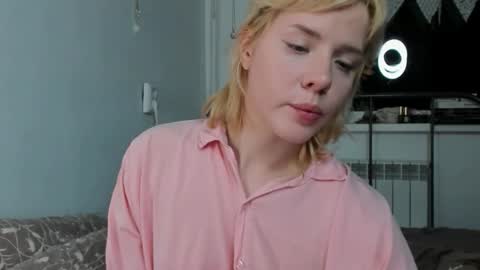 Amy online show from November 29, 2025, 3:04 pm