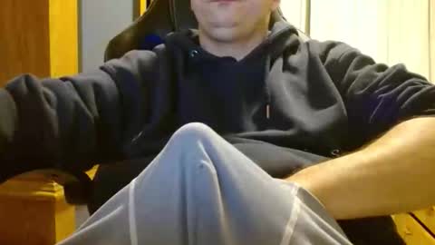 Cuteboy090 online show from May 13, 2026, 10:17 pm
