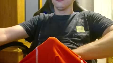 Cuteboy090 online show from May 25, 2026, 8:48 pm