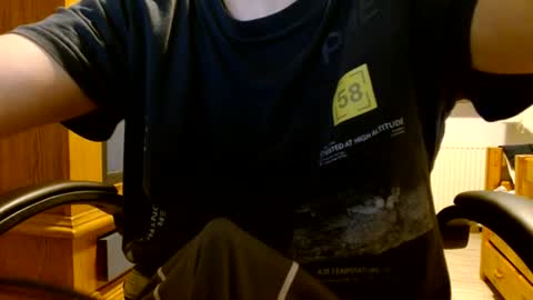 Cuteboy090 online show from June 30, 2026, 4:19 pm