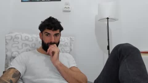 Snapshot of cuteeboy chatting on January 19, 2026, 7:01 am cuteeboy online show from January 19, 2026, 7:01 am