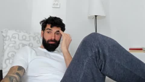 Snapshot of cuteeboy chatting on February 3, 2026, 8:08 am cuteeboy online show from February 3, 2026, 8:08 am