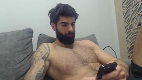 Snapshot of cuteeboy chatting on February 4, 2026, 6:08 am cuteeboy online show from February 4, 2026, 6:08 am