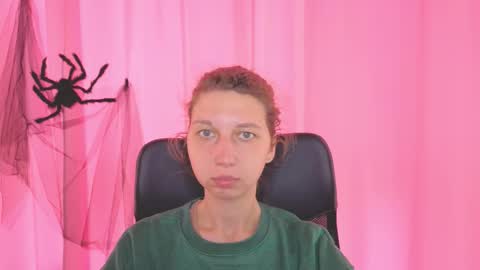 Elli online show from October 30, 2025, 11:00 am