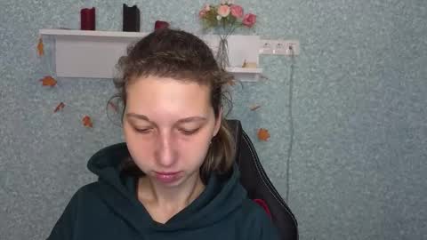 Elli online show from November 20, 2025, 5:29 am