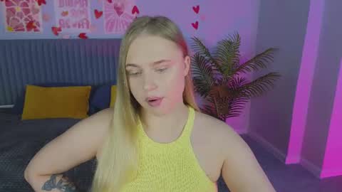 Snapshot of cutefever chatting on June 12, 2026, 1:15 am Amyy online show from June 12, 2026, 1:15 am