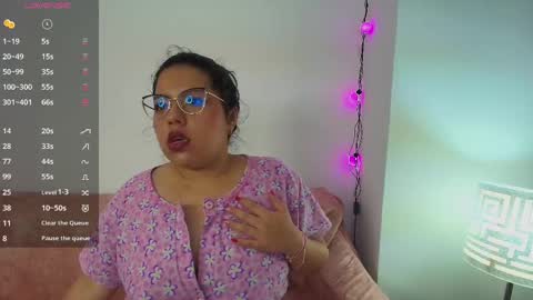 Snapshot of cutejess45 chatting on March 10, 2025, 9:43 am tell me jess online show from March 10, 2025, 9:43 am