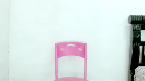 Snapshot of cutekairii chatting on December 4, 2024, 4:54 am Mishel online show from December 4, 2024, 4:54 am