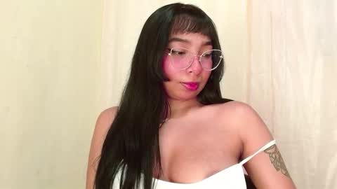 Snapshot of cutekairii chatting on October 15, 2025, 4:45 am Mishel online show from October 15, 2025, 4:45 am