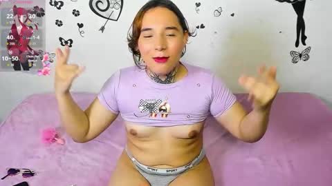 cutekat  online show from October 24, 2025, 5:37 am
