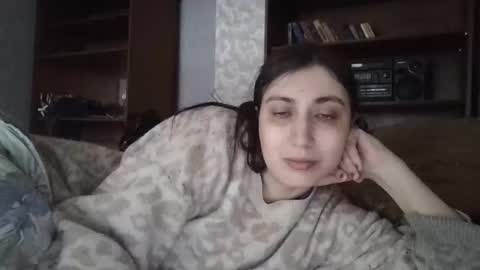 cutekattie online show from March 2, 2026, 8:21 am