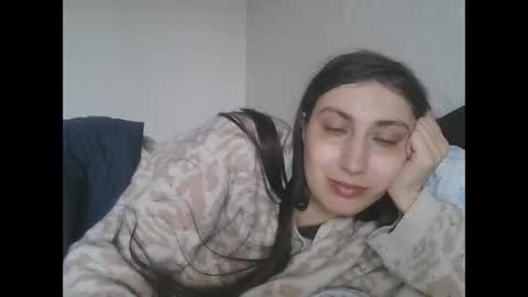cutekattie online show from March 27, 2026, 8:37 am