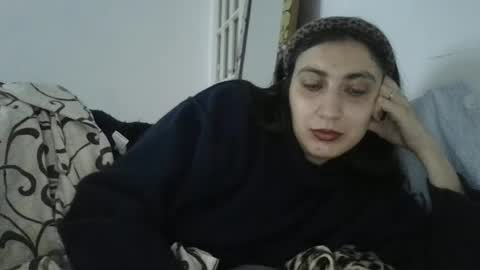 cutekattie online show from June 12, 2026, 6:01 am