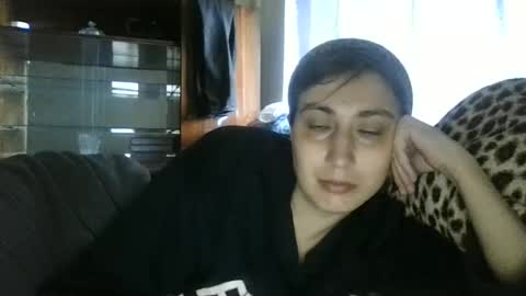 cutekattie online show from June 15, 2026, 9:33 am