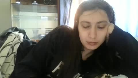 cutekattie online show from June 17, 2026, 4:04 am