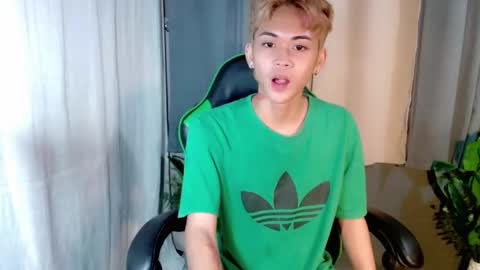 Snapshot of cuteleemoreno chatting on February 3, 2026, 9:14 am cuteleemoreno online show from February 3, 2026, 9:14 am