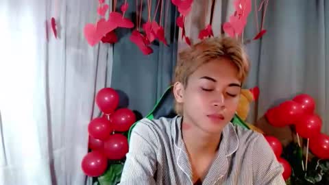 Snapshot of cuteleemoreno chatting on February 15, 2026, 2:41 am cuteleemoreno online show from February 15, 2026, 2:41 am