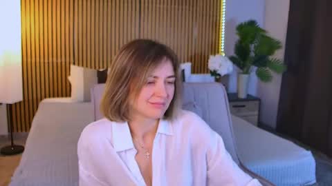 Snapshot of cutemirage chatting on April 16, 2026, 9:39 pm cutemirage online show from April 16, 2026, 9:39 pm