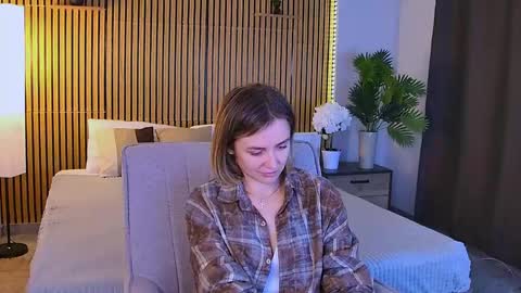 Snapshot of cutemirage chatting on April 18, 2026, 7:07 pm cutemirage online show from April 18, 2026, 7:07 pm