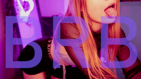 Snapshot of cutemousee chatting on October 19, 2025, 8:15 am Rina online show from October 19, 2025, 8:15 am