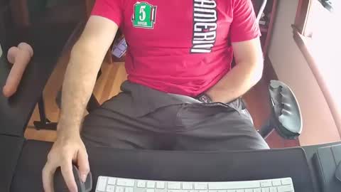 Snapshot of cutenerd15 chatting on September 30, 2025, 4:23 pm cutenerd15 online show from September 30, 2025, 4:23 pm