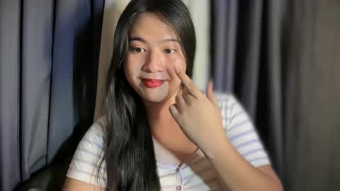cute online show from May 30, 2026, 5:04 am